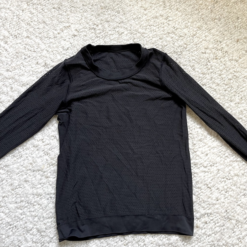 Lulu Lemon black mesh workout top. Long sleeve. Size small